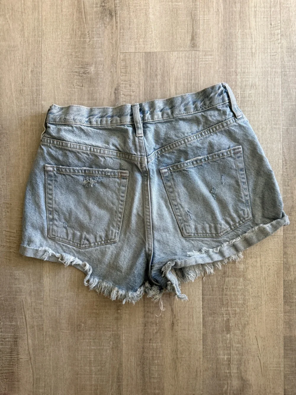 Free People, high rise, medium wash, distressed denim shorts, 27/4